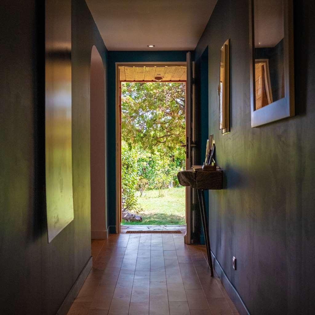 Escale Villa Marignane Amenities photo